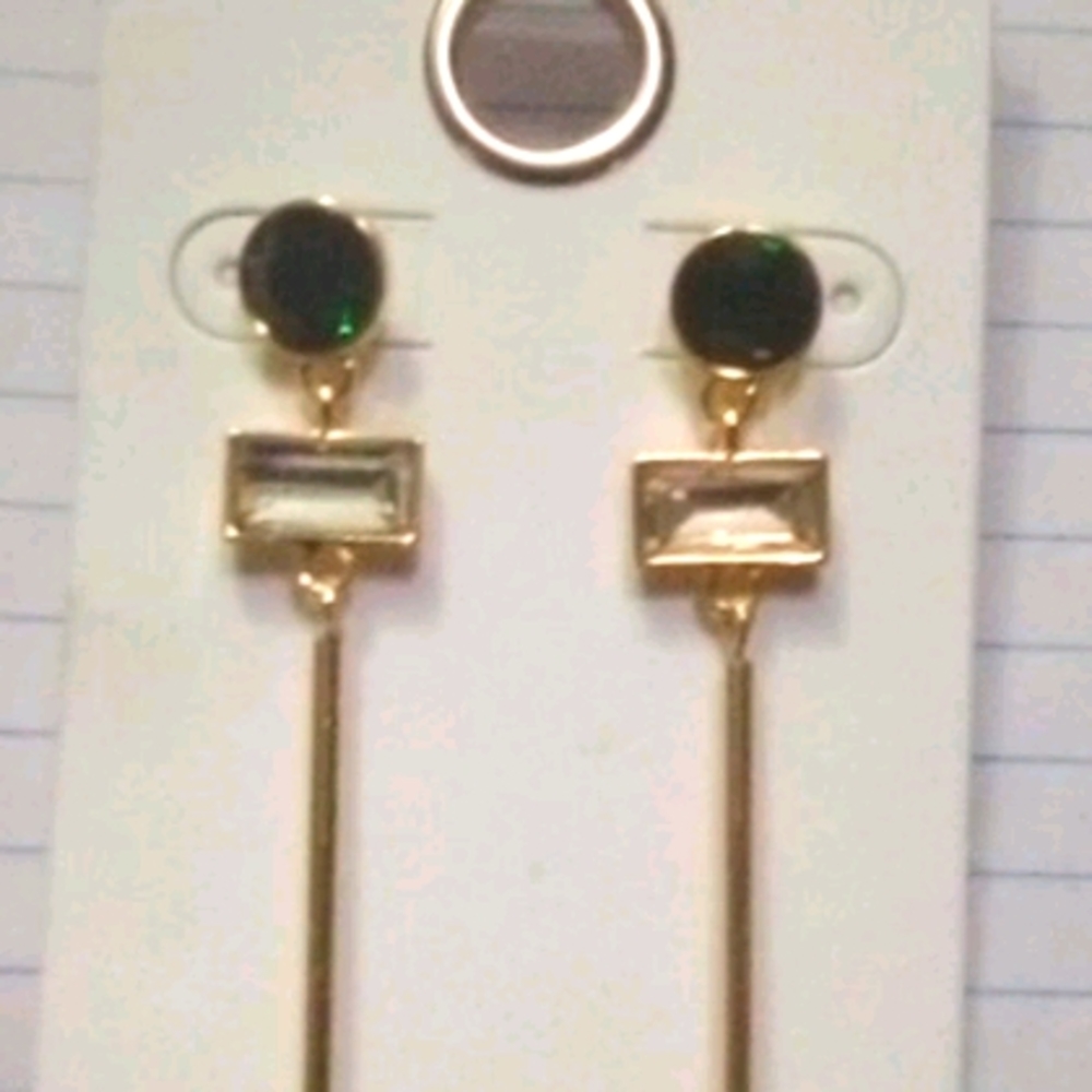 Guess earings